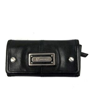 B Makowsky Wallet Black Leather Trifold  Clutch Organizer Silver Medallion